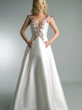 D8527L Sleeveless Floral Embellished Gown - White